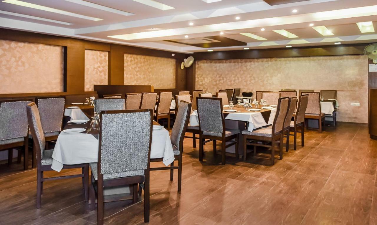 Treebo Red Petal Jalandhar Hotel Ngoại thất bức ảnh