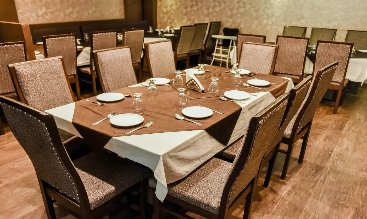 Treebo Red Petal Jalandhar Hotel Ngoại thất bức ảnh